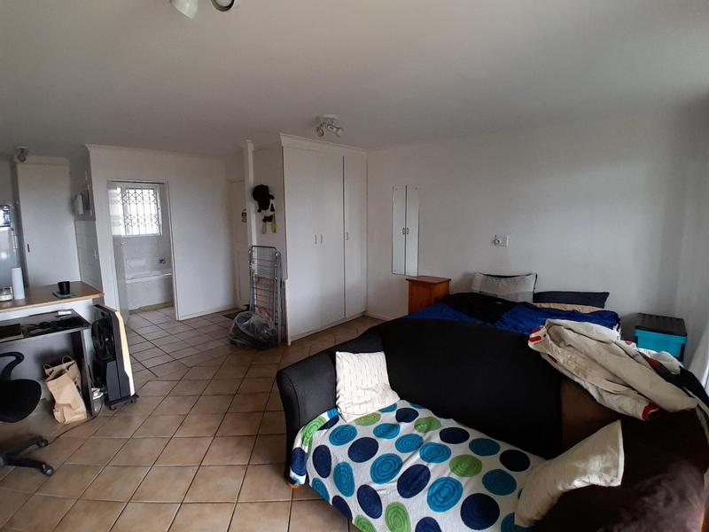 To Let 1 Bedroom Property for Rent in Vredehoek Western Cape